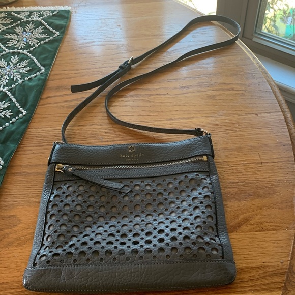 kate spade Handbags - Kate Spade Leather Crossbody Bag